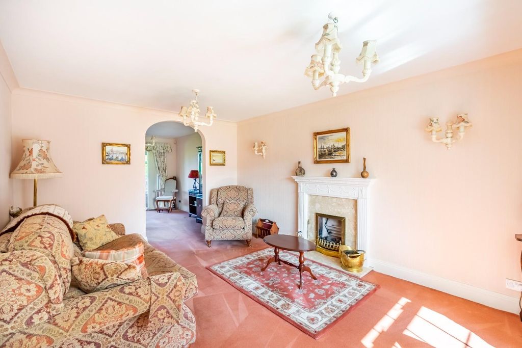 Property photo 3 of 22 Living Room