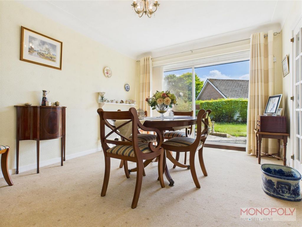 Property photo 2 of 33 Cam04439G0-Pr0050-Still008.Jpg