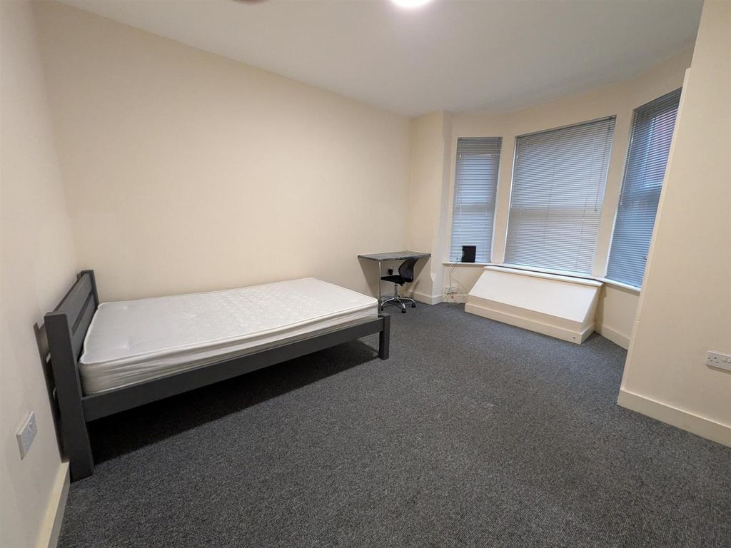 Property photo 1 of 5 Pxl_20251218_134350198.Jpg