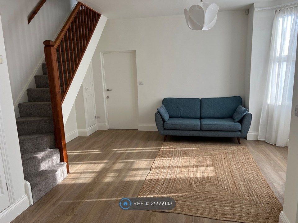 Property photo 3 of 12 Living Room