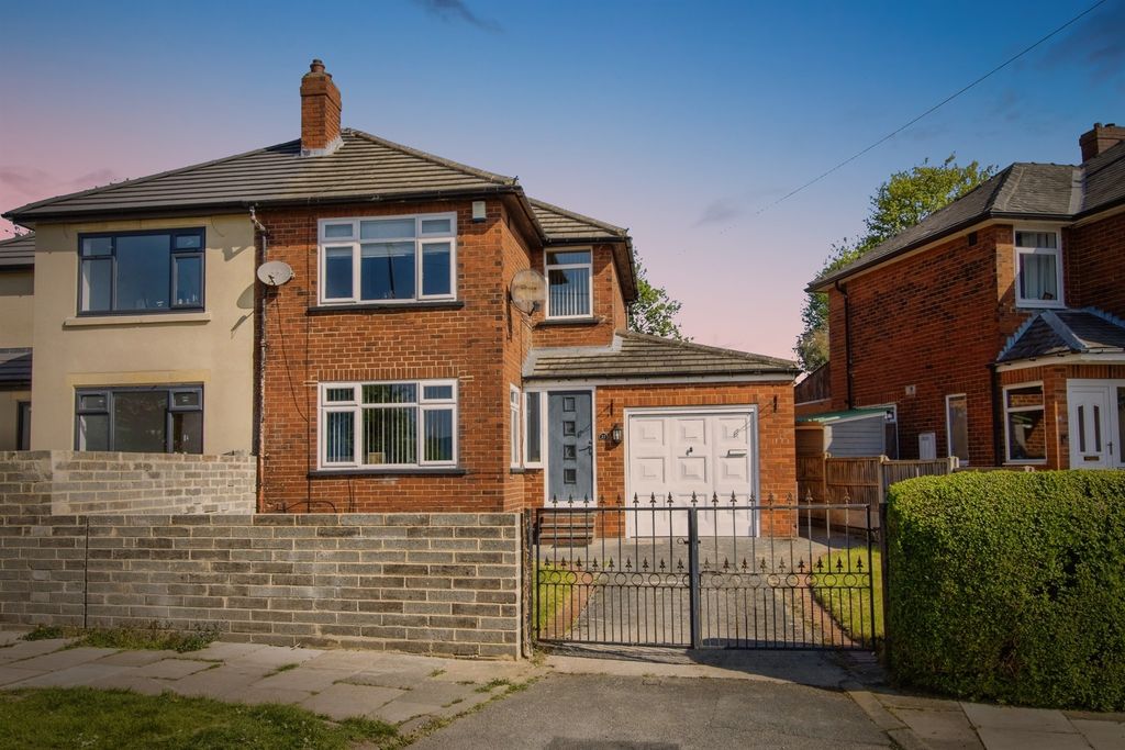 Property photo 1 of 26