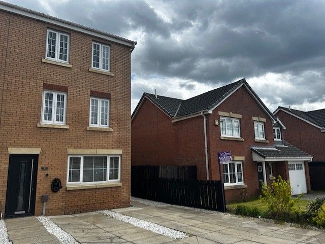 Property photo 1 of 37