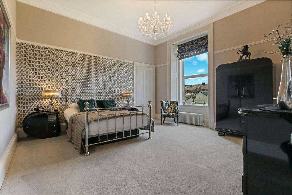 Additional image 9 of 3 bed flat for saleMadeira Lane, Greenock, Inverclyde PA16