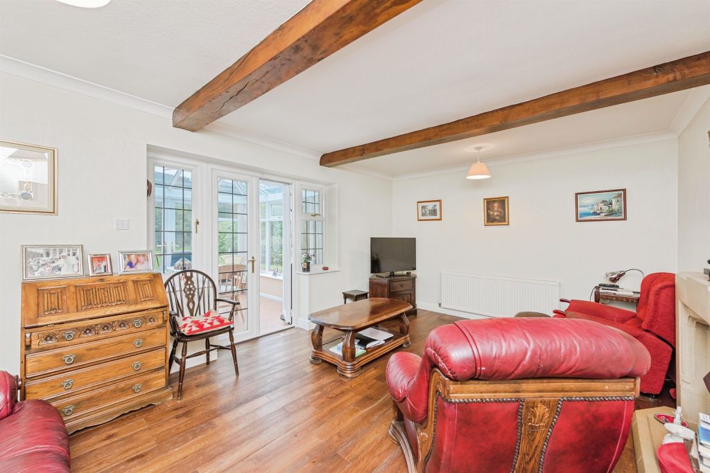 Property photo 3 of 19