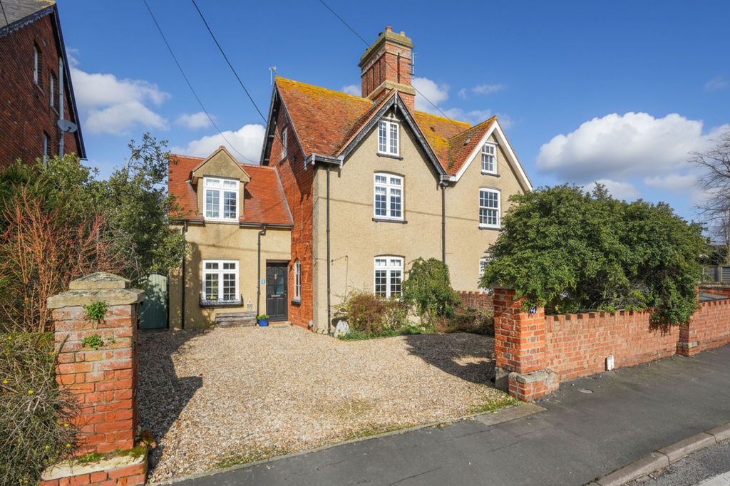 Property photo 1 of 23