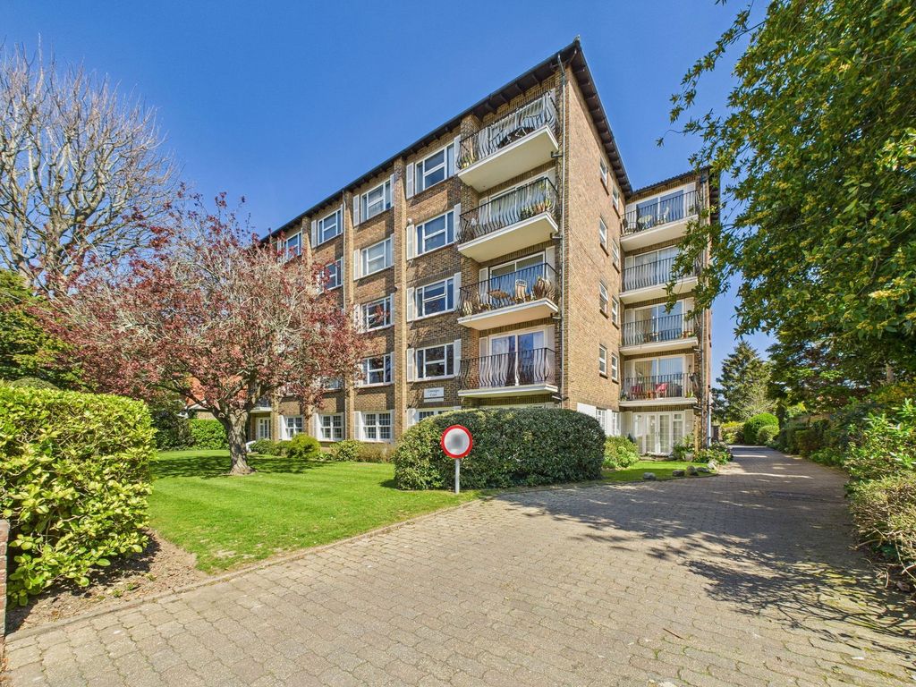 Property photo 1 of 15