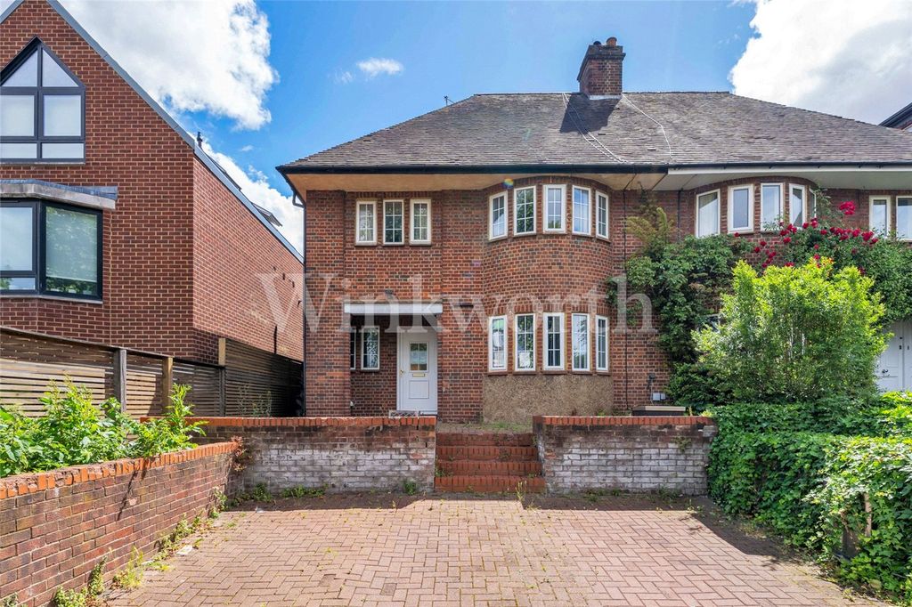 Property photo 1 of 17 Picture No. 39