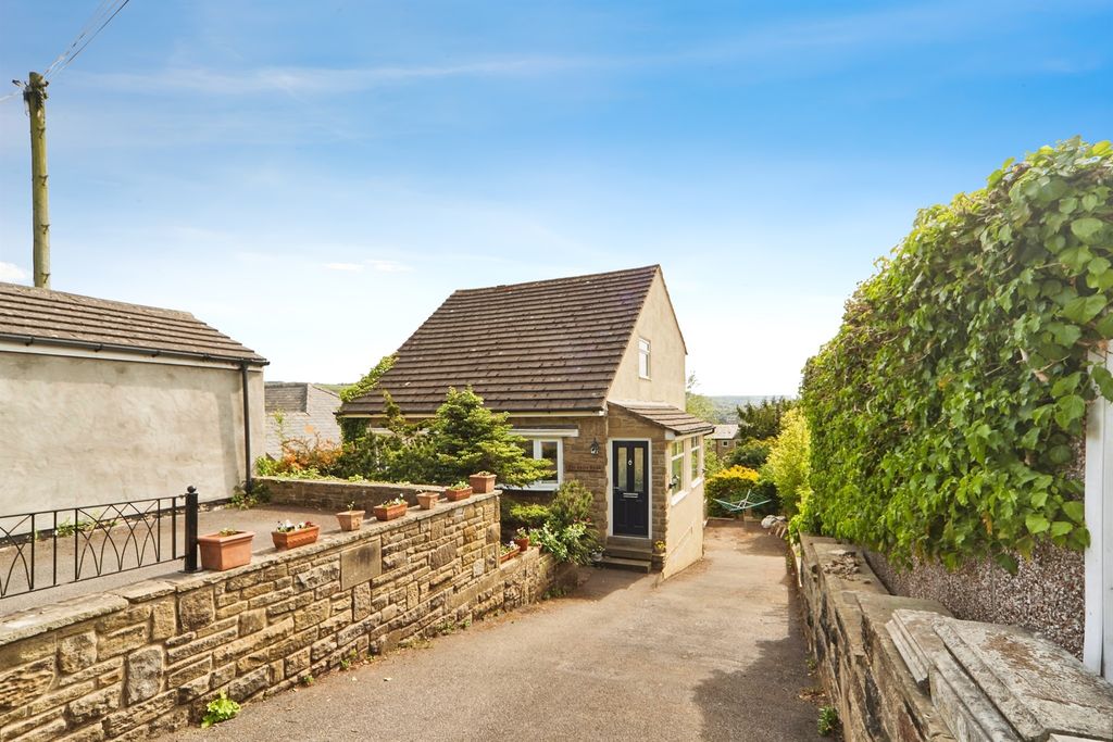 Additional image 20 of 4 bed detached house for saleScott Lane, Riddlesden, Keighley BD20