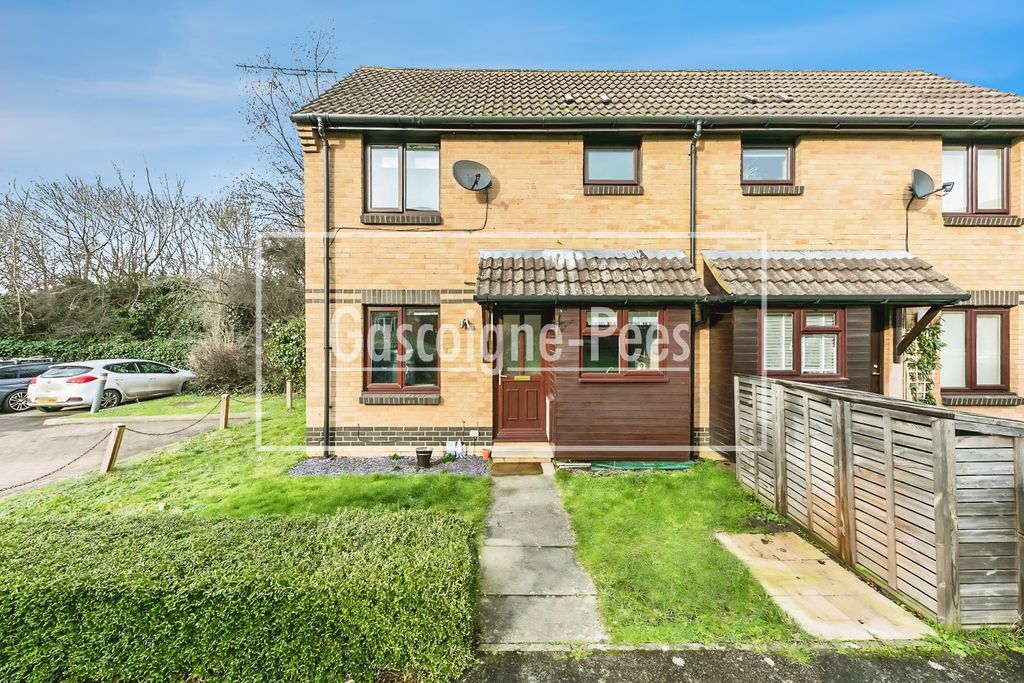 Property photo 1 of 7