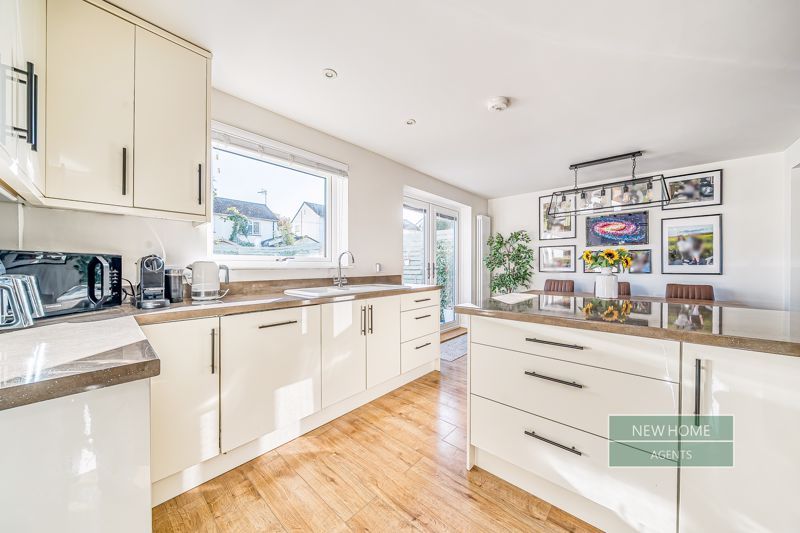 Property photo 2 of 25 Photo 13