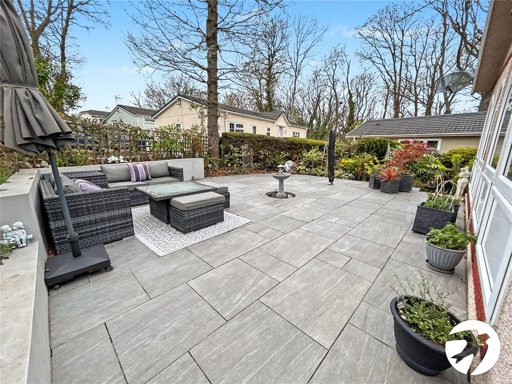 Property photo 1 of 16 Picture No. 05