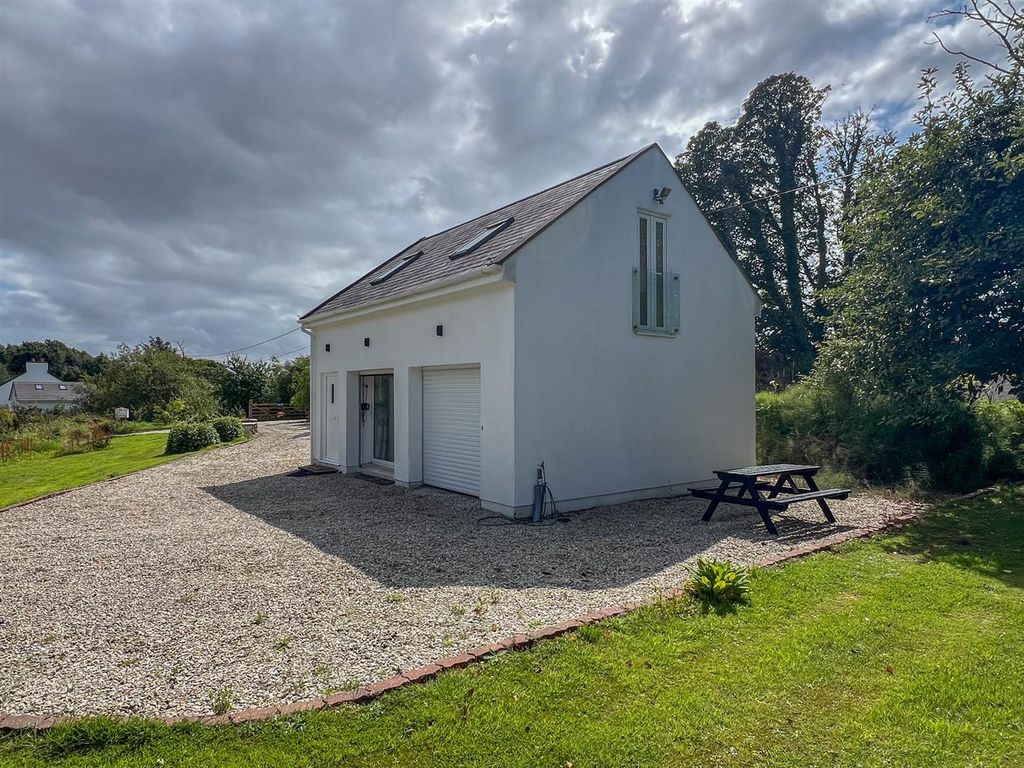 Property photo 3 of 12 Brookside B&amp;B-02.Jpg