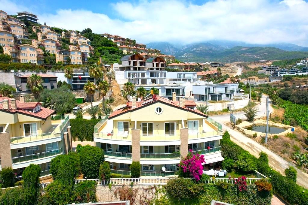 Property photo 1 of 23 Prestigious Apartment For Sale In Kargicak, Alanya - Three-Storey Apartment