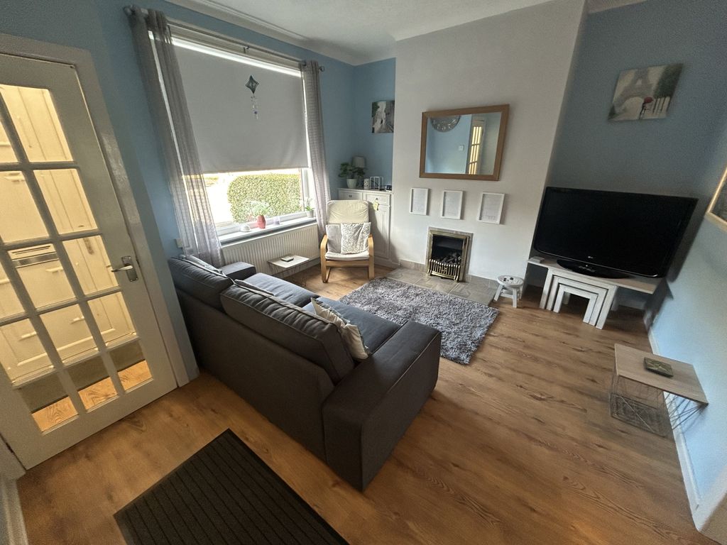 Property photo 2 of 13