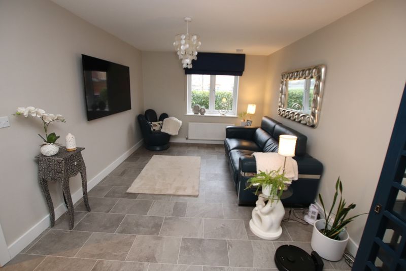 Property photo 2 of 21 Lounge