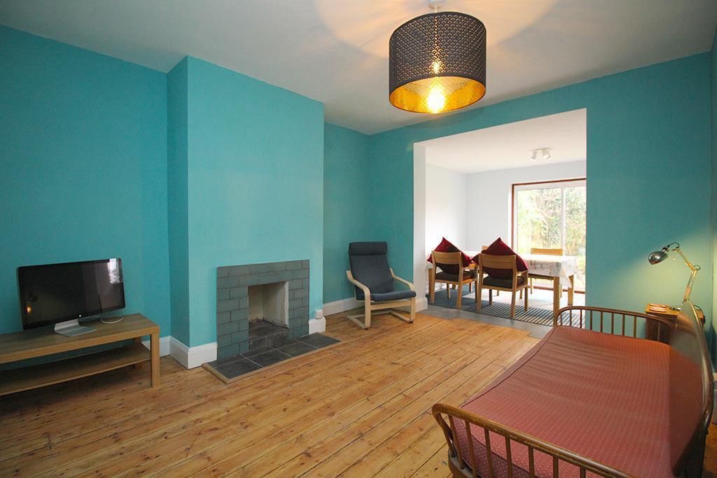 Property photo 3 of 30 Living Room