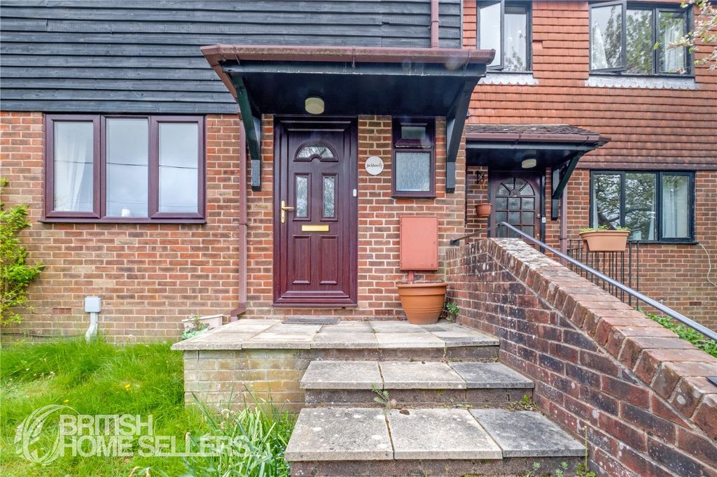 Property photo 2 of 14 Picture No. 19