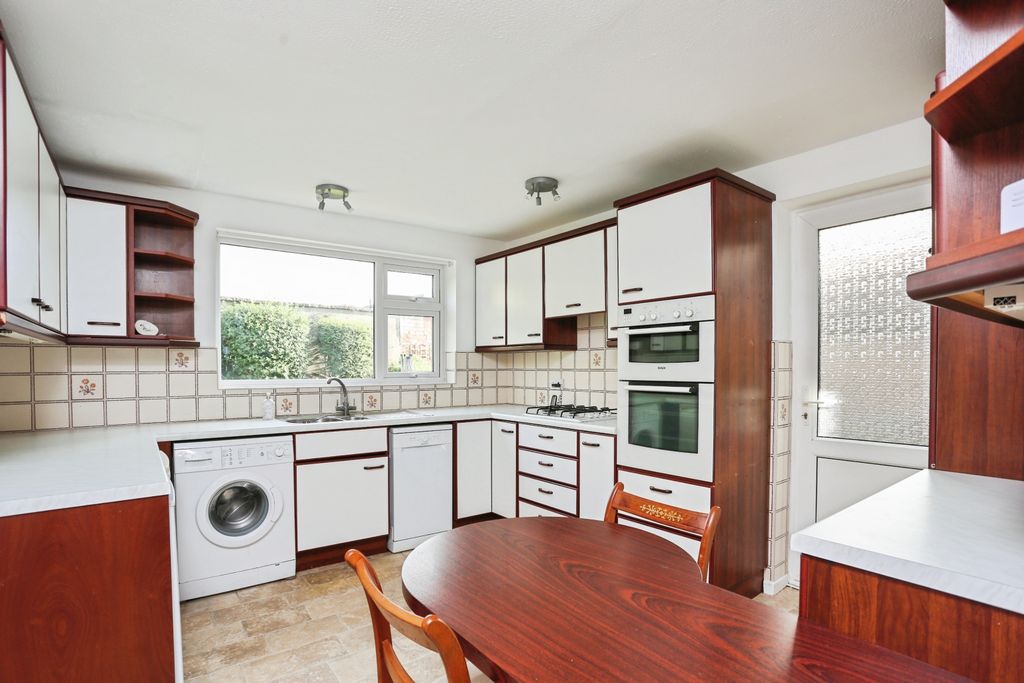 Property photo 2 of 20 Img_8128