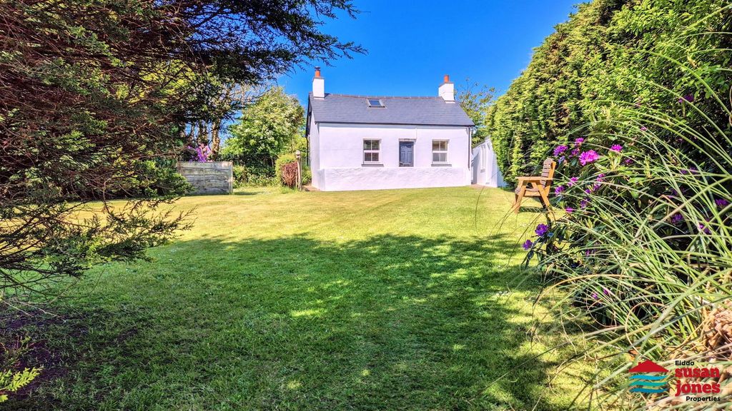 Property photo 1 of 22