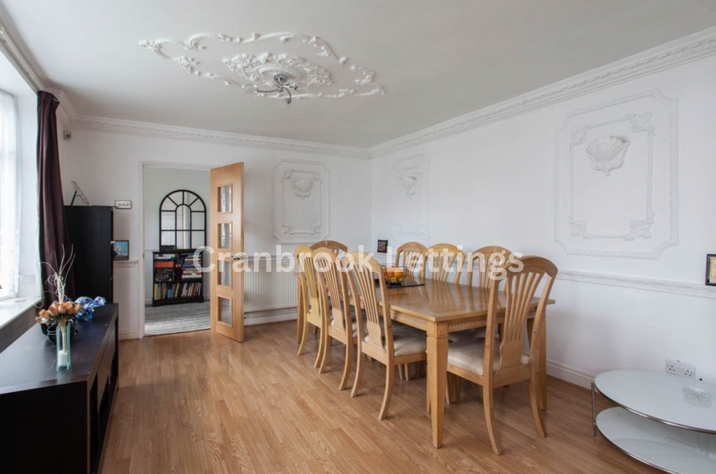 Property photo 3 of 13 Gallery
