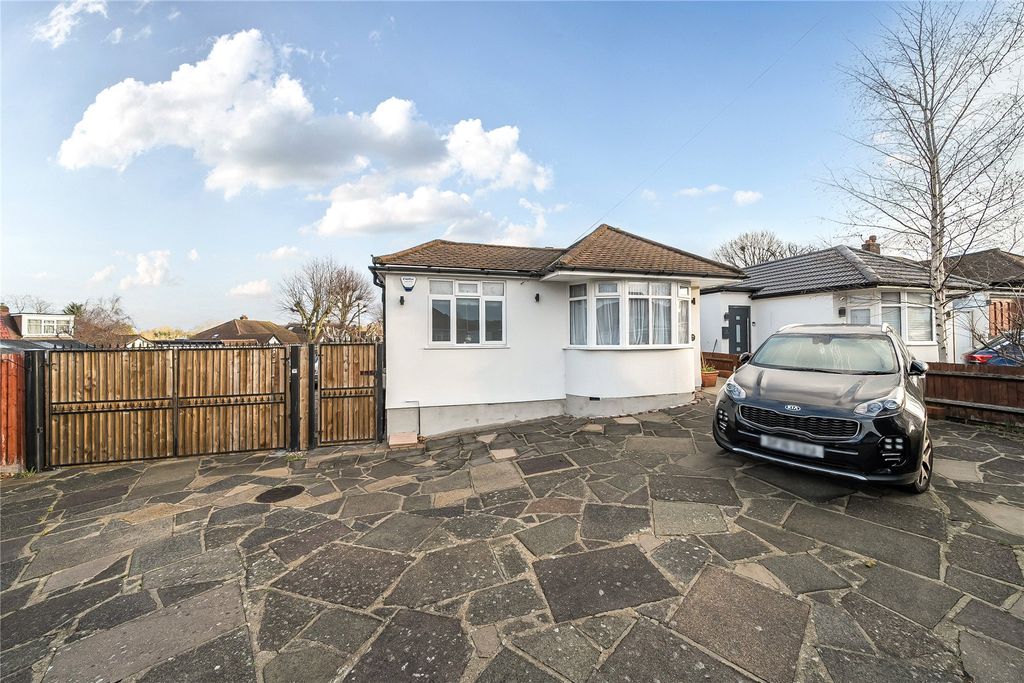 Property photo 1 of 18 Picture No. 15