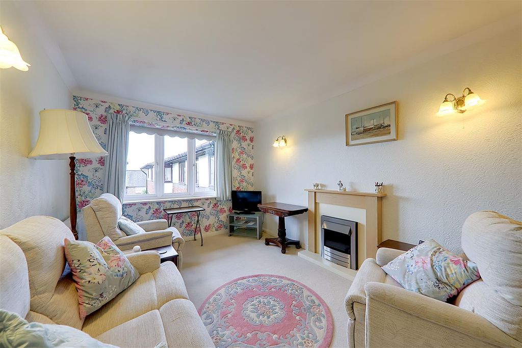 Property photo 2 of 15 Img_9477-Img_9479.Jpg