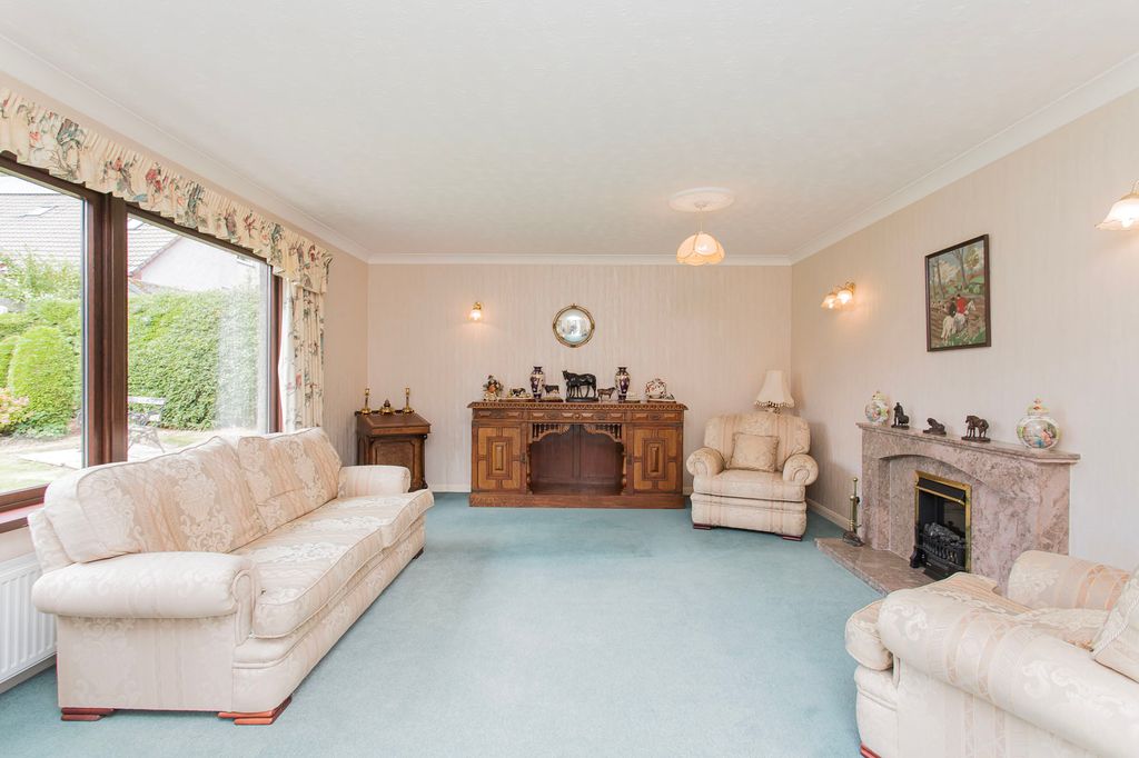 Property photo 3 of 13 Property Image 3
