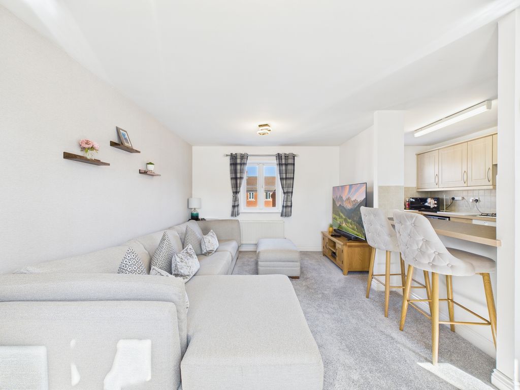 Property photo 2 of 13 Lounge/Diner