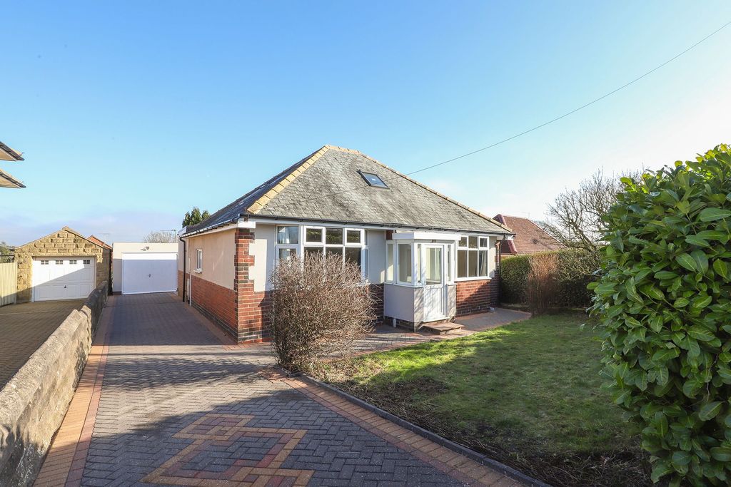 Property photo 1 of 32