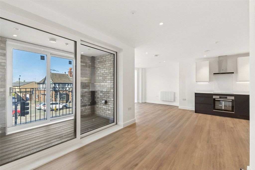 Property photo 2 of 14 Picture No. 26