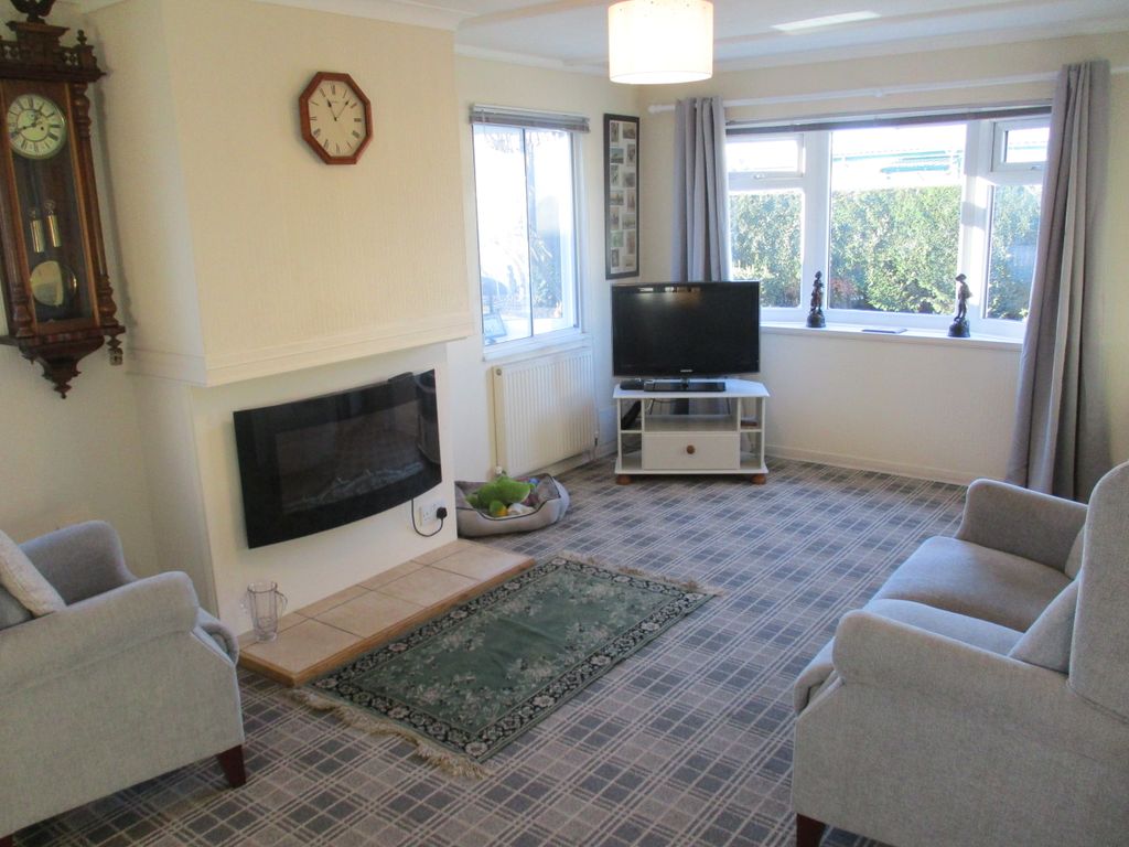 Property photo 3 of 23