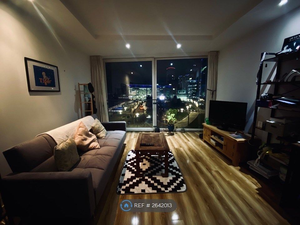 Property photo 2 of 6 Living Room