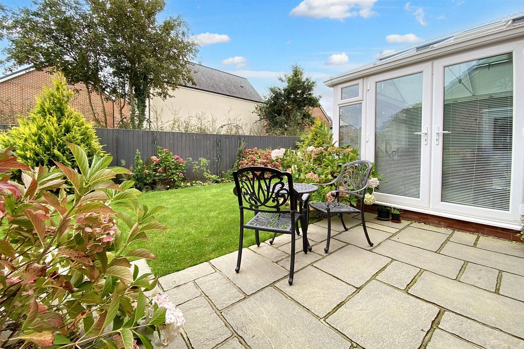 Property photo 2 of 22 Picture No. 02