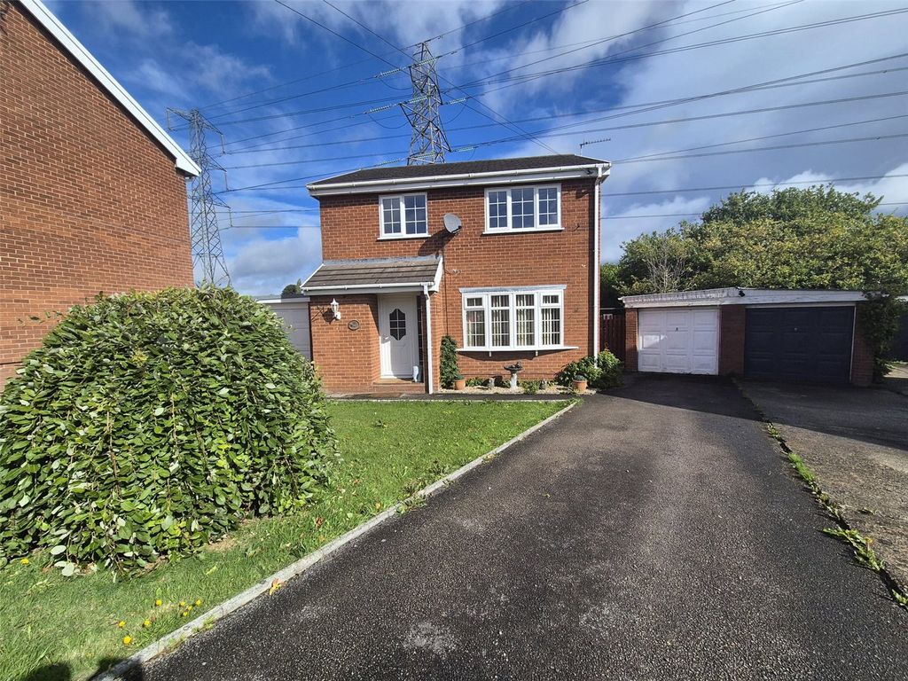 Property photo 1 of 9 External