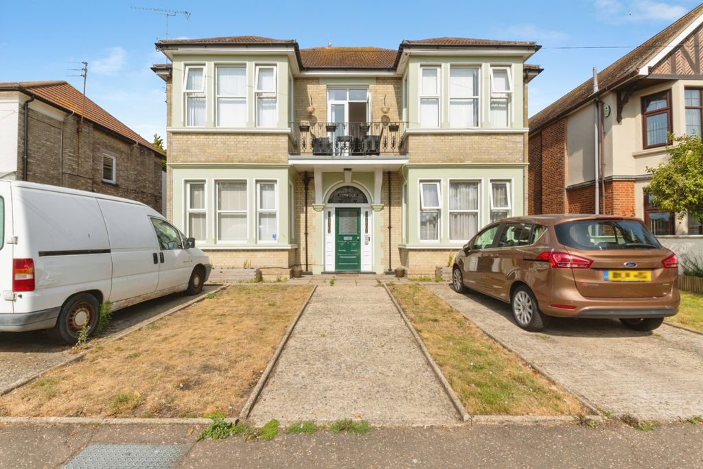 Property photo 1 of 11 Front