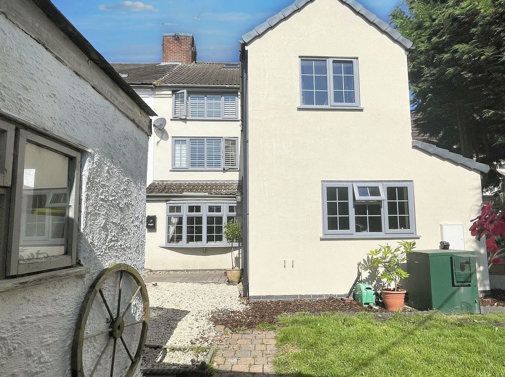 Property photo 1 of 25