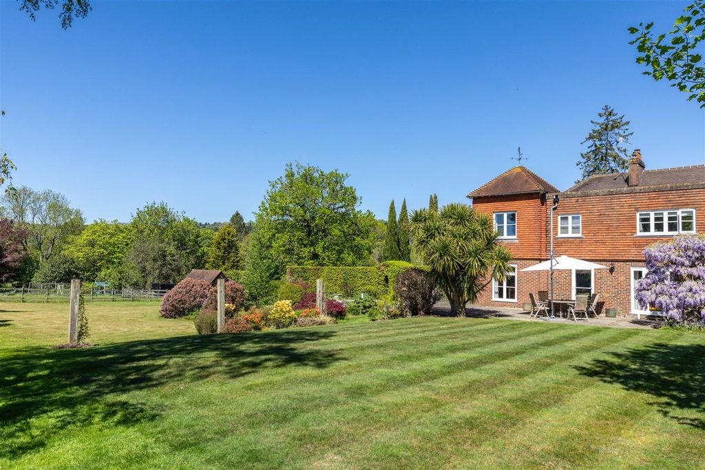 Additional image 10 of 5 bed detached house for saleCliftons Lane, Reigate RH2