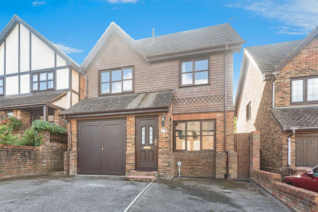 Property photo 1 of 17