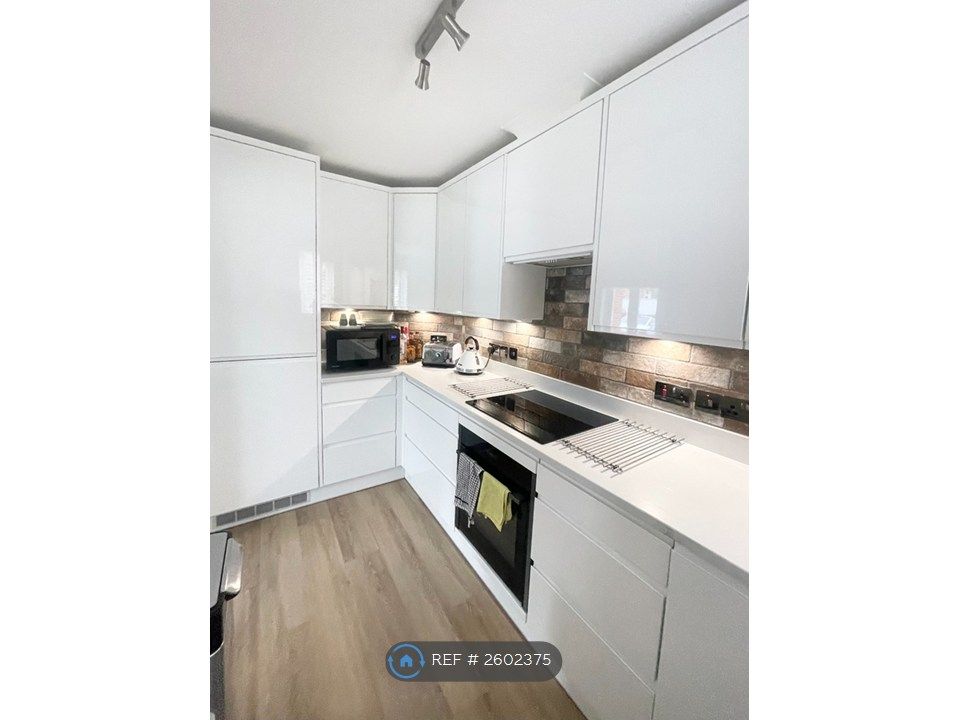 Property photo 1 of 12 New Kitchen