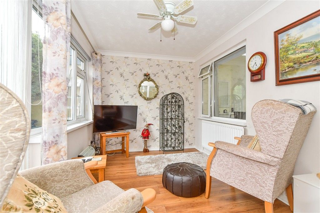 Property photo 3 of 10 Garden Room