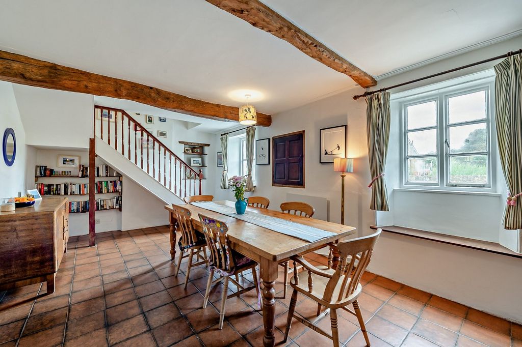 Property photo 3 of 17 Dining Room