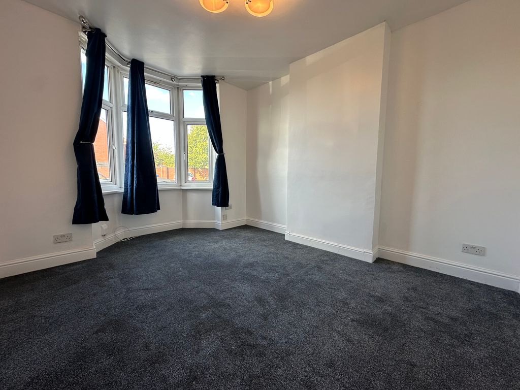 Property photo 2 of 10 Image