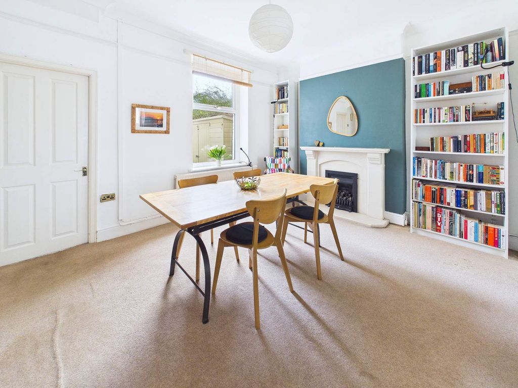 Property photo 3 of 22 Dining Area