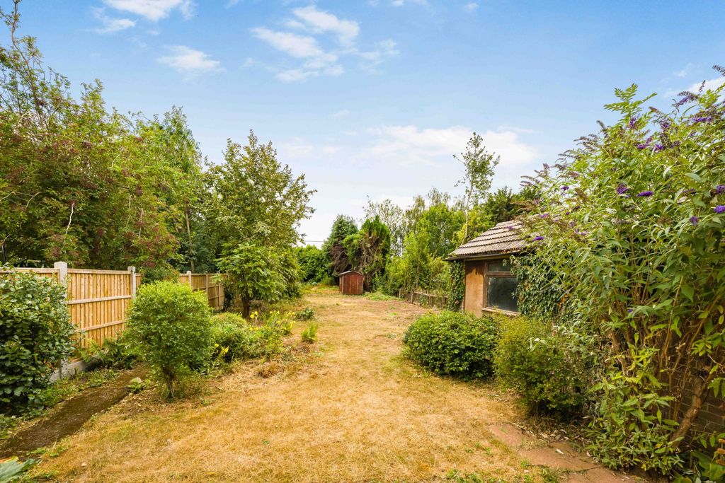 Property photo 3 of 24