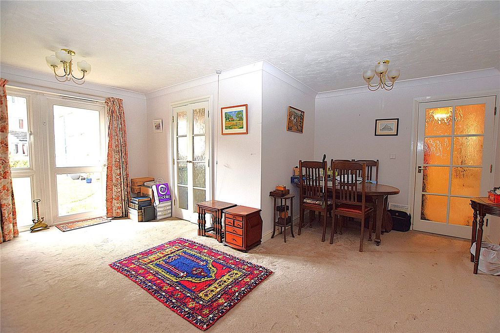 Property photo 2 of 10 Picture No. 13