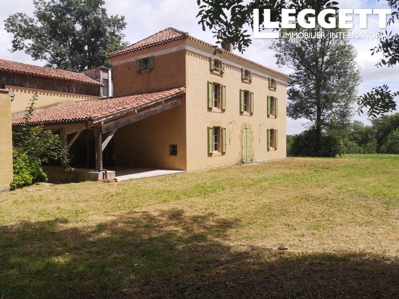 Property photo 1 of 10