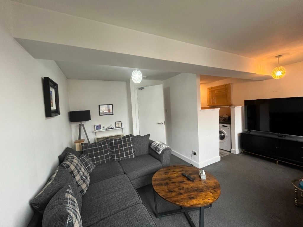 Property photo 2 of 17 Photo 2