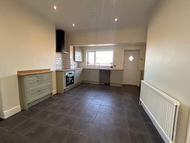 Property photo 3 of 13 Image