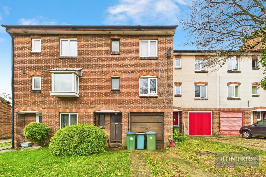 Property photo 1 of 16 09Ebba94-Cam05152G0-Pr0271-Still013.Jpg