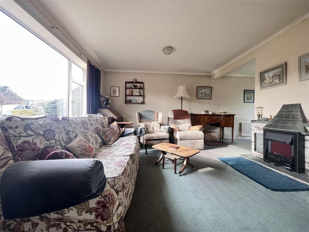 Property photo 3 of 11 Img_0380.Jpg